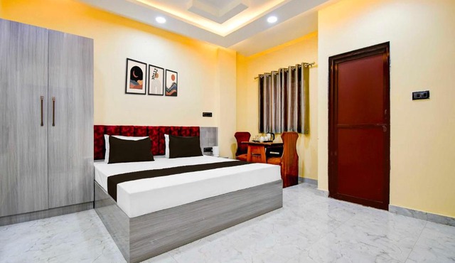 Townhouse Oak Gorakhpur Bharat Mata Mandir