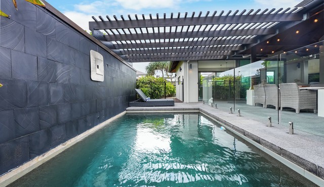 Tranquil Beach Side Retreat - Inquire 4 Long Stay Discounts in Mount Coolum