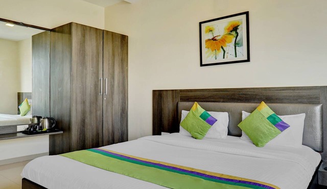 Treebo Bhagyashree Executive in Pune
