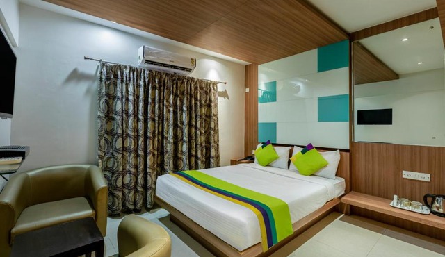 Treebo Hiland Suites