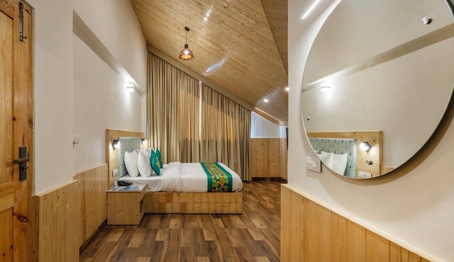 Treebo Premium Silverstone Resort With Mountain Valley View in Manali