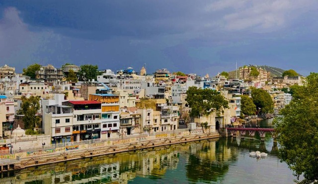 Turtle Hostel Udaipur- Lake Pichola View & Rooftop in Udaipur