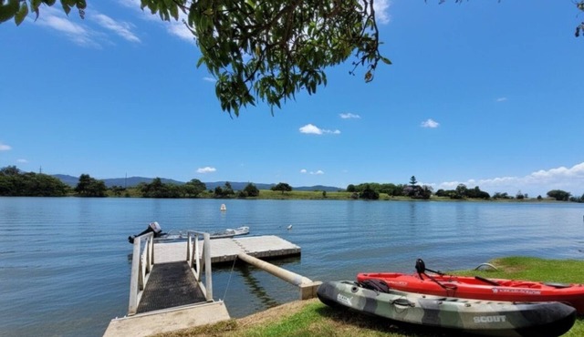 Tweed River Waterfront Cottage in South Murwillumbah