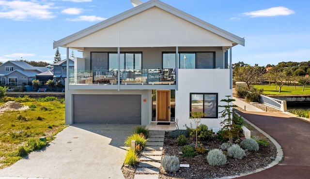 Two-Storey with Marina Views in Geographe