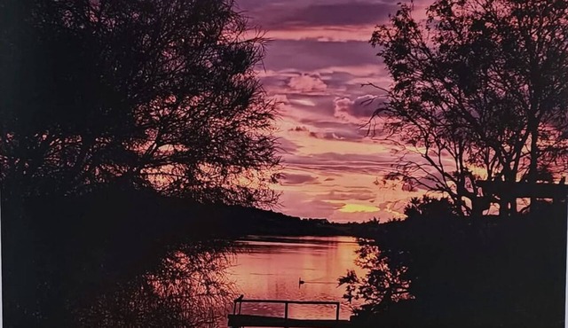 Ulmia Riverfront Retreat, Aurora viewing hotspot, Carlton River, Tasmania in Carlton River