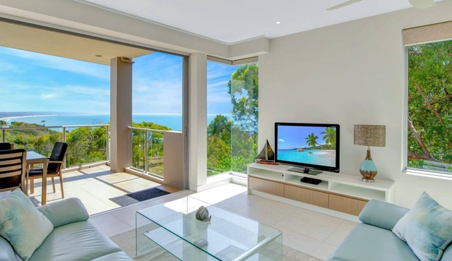 Unit 9/103 Cooloola Drive - Rainbow Beach. Stunning Ocean Views. Seabreezes. Aircon. Wi-Fi. in RAINBOW BEACH