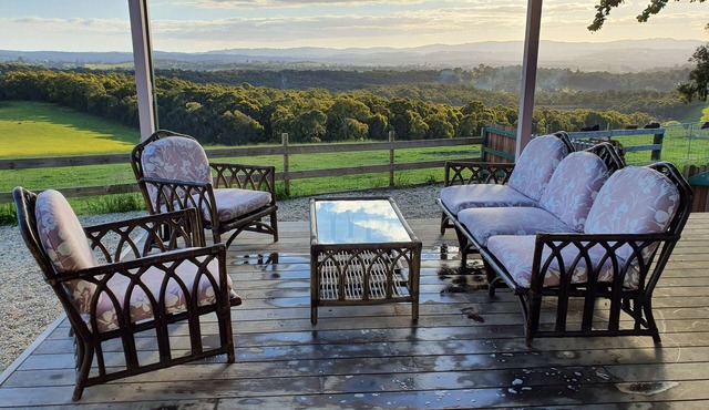 Valley Views BNB in Hoddles Creek