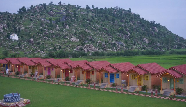 Vatika Green Resort & Restaurant in Devgadh Bariya