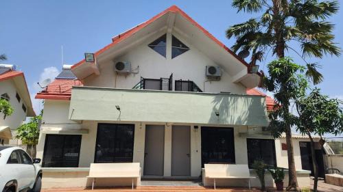 Villa Otio in Surat