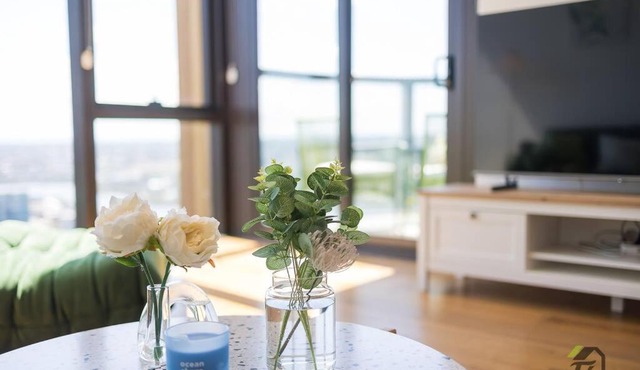 Waterfront 3-Bedroom Apartment in Rhodes in Sydney