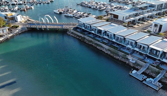 Waterfront Retreat-North Coogee, beachfront,Sauna, family friendly, Fremantle in North Coogee