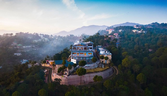 WelcomHeritage Parv Vilas Resort & Spa in Solan