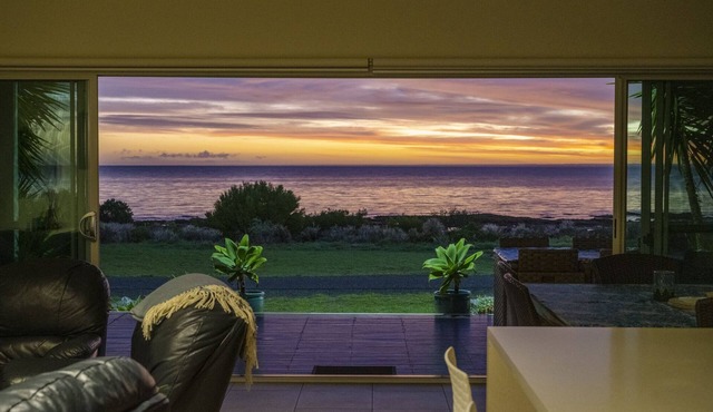 Whitehaven ~ Absolute Beachfront! in Point Turton