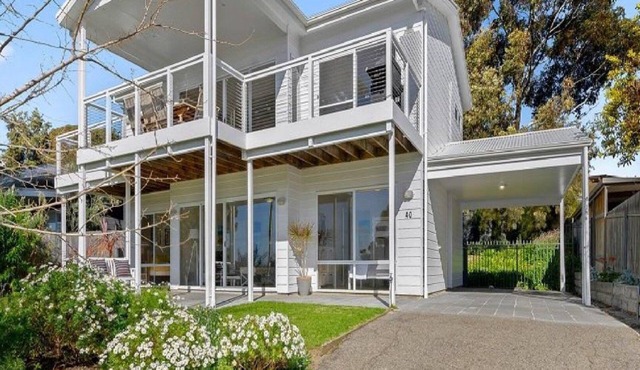 Whiteport By Wine Coast Holiday Rentals in Port Willunga