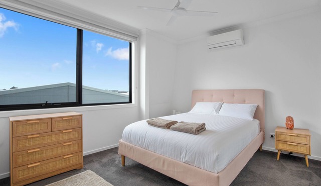 Williamstown Townhouse: Sanctuary on the Wetlands in Williamstown