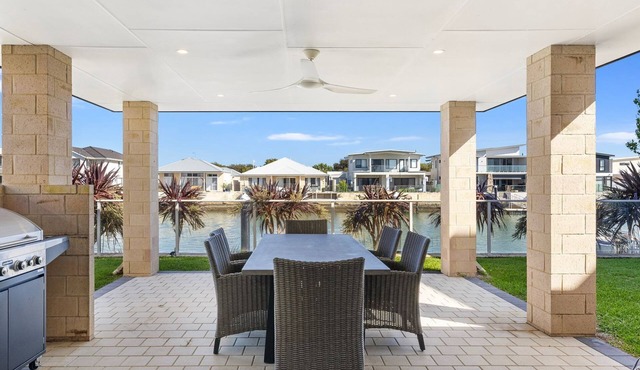 Windward Marina Retreat in Geographe