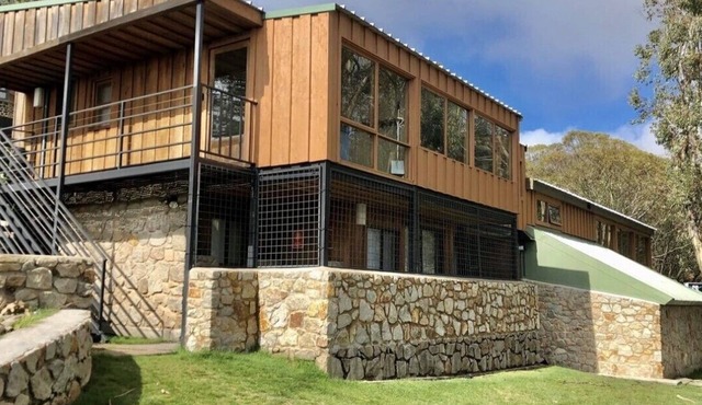 Winterhaven 2 - Large apartment in a great location in Falls Creek