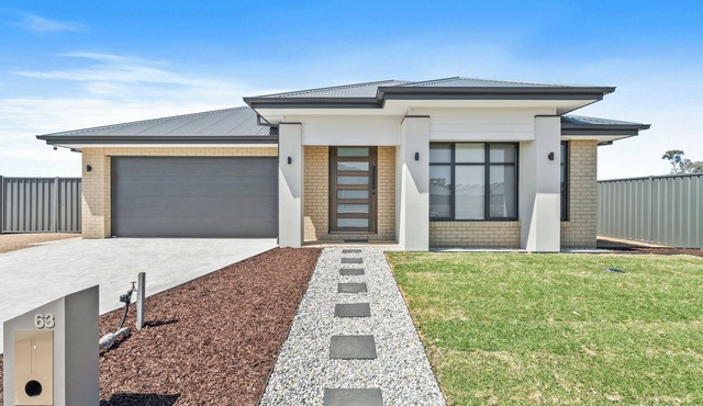Yarrawonga Getaway, perfect for families and large groups! in Yarrawonga