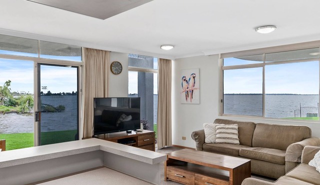 Yarrawonga Lakeside Apartment 41 in Mulwala