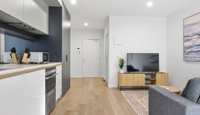 Your Melbourne Getaway Base in Carlton in Carlton