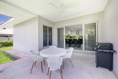 Zenhouse Harmony 4BR Modern Home Near CDU and Hospital in Leanyer