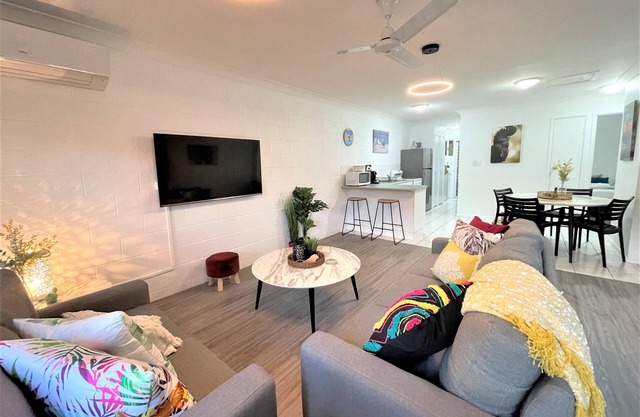 Birdsong @ Beachcomber - 3 bedroom apartment in beachfront complex in Arcadia