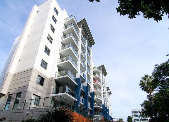 West Perth Luxury Apartment in Perth
