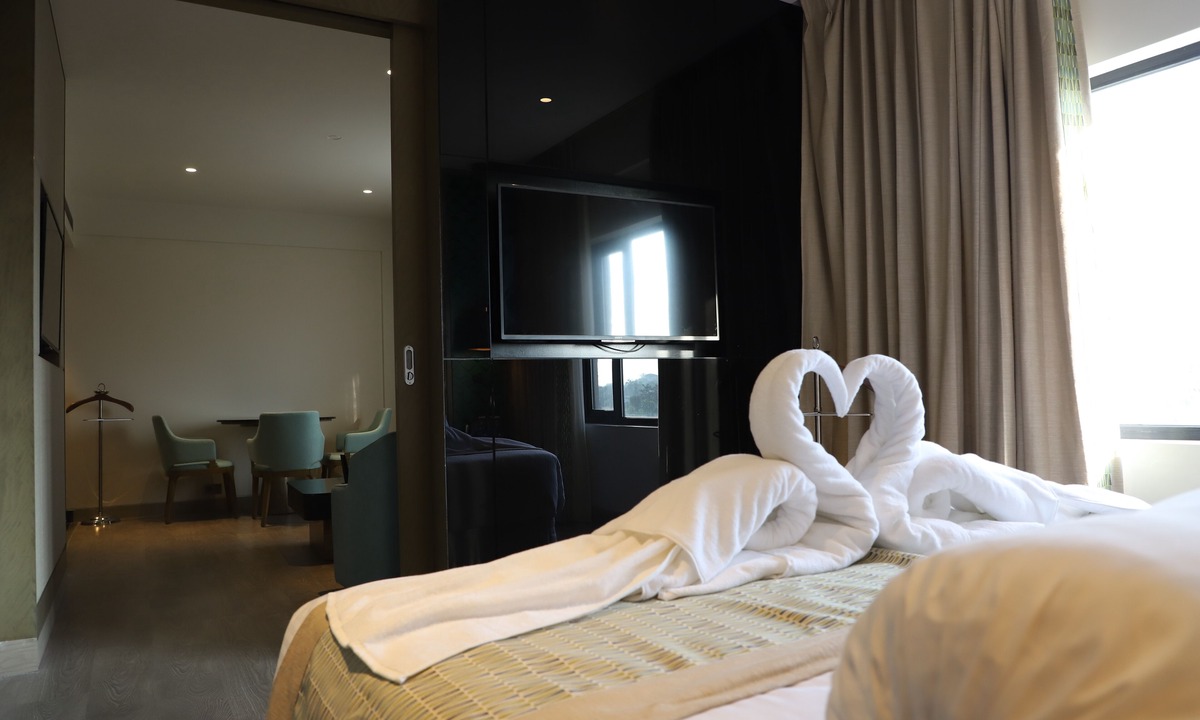 Seraikela Hotel | THE CRUZE PREMIUM BOUTIQUE HOTEL