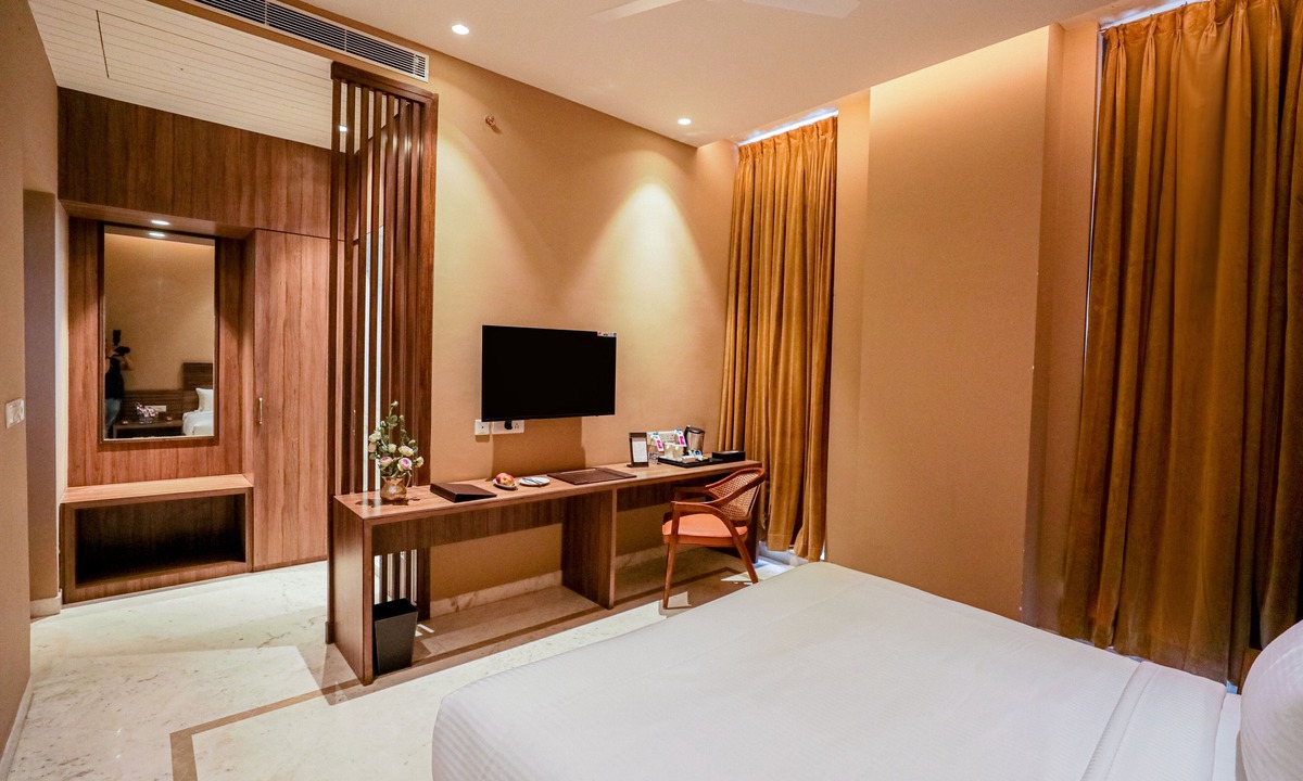 Chandauli Hotel | Gulab Kothi Varanasi by Royal Orchid Hotels Limited