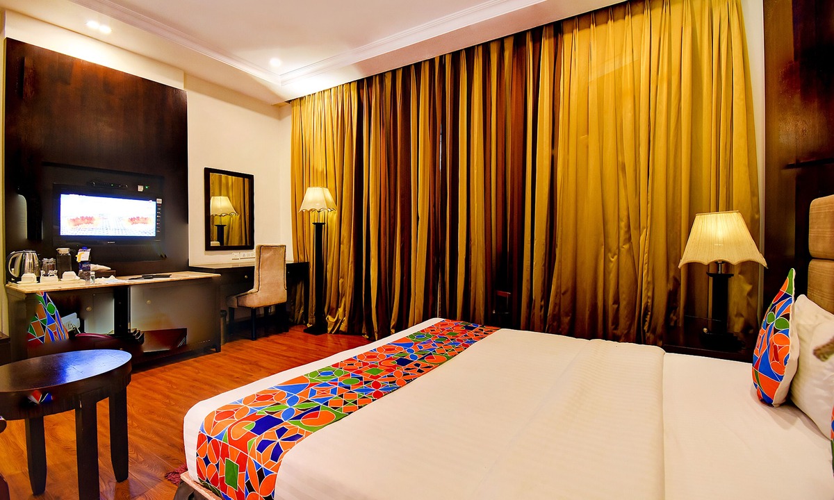 Banashankari Hotel | Oriva Suvee Boutique