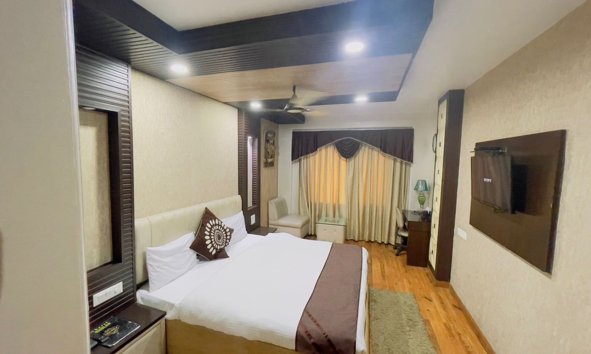 Moradabad Hotel | Hotel Grand Sai - Moradabad, Uttar Pradesh
