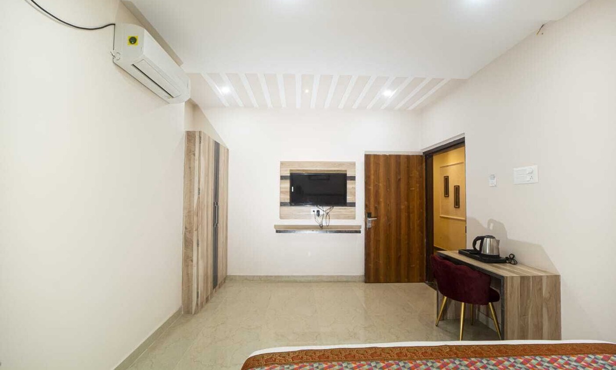 Varanasi Hotel | Hotel The Pearl