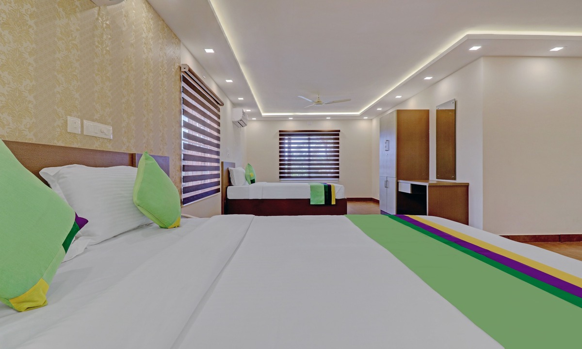 Nedumbassery Hotel | Treebo Golden Terminal, Kochi Airport