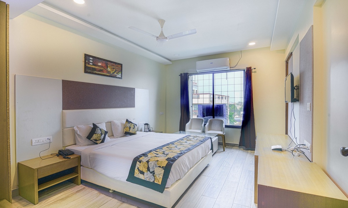 Marhi Hotel | Hotel Pal Residency