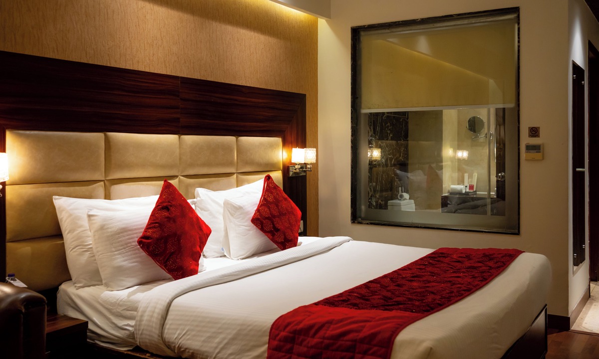 Phagwara Hotel | The Grand Ambassador