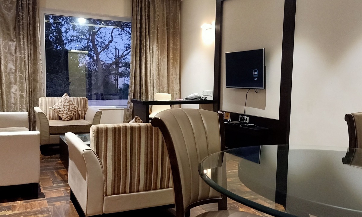 Katni Hotel | Hotel The Arindum