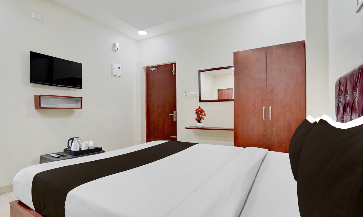 Nellore House | Deluxe the Paradise Guest inn