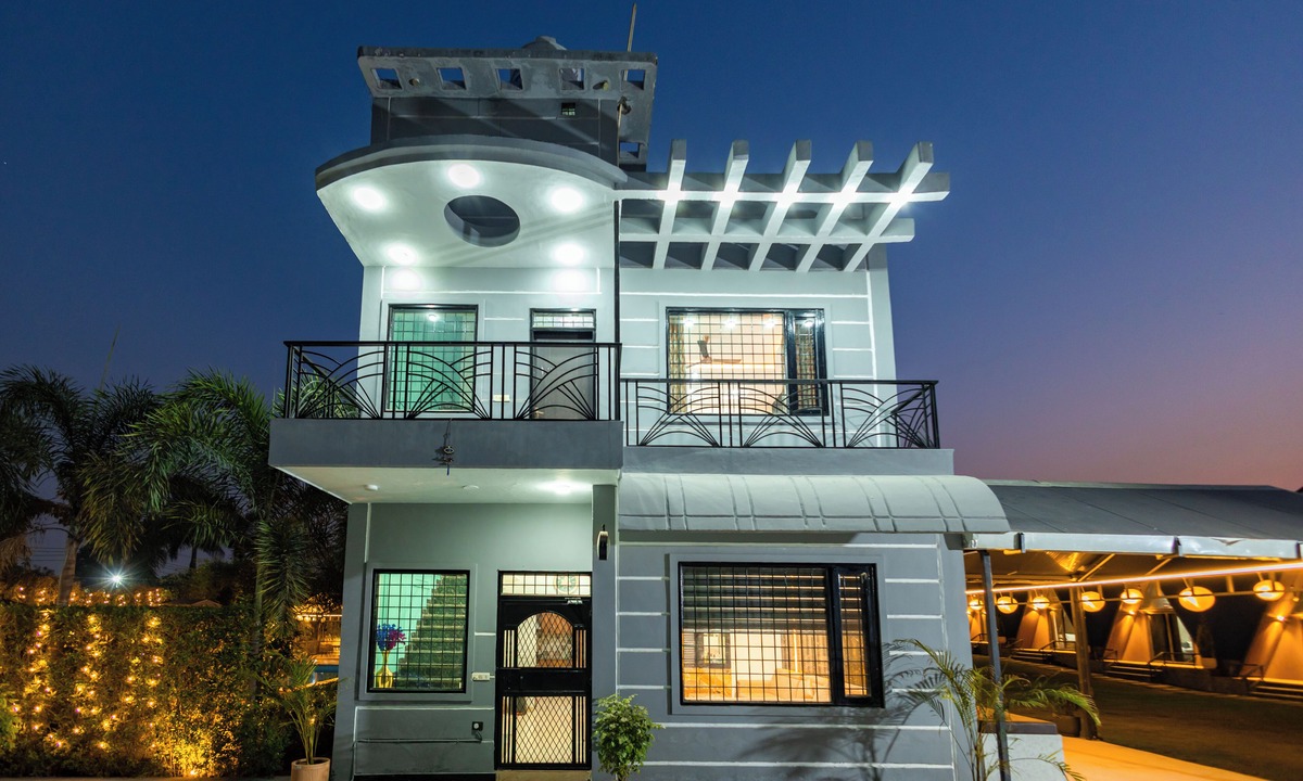 Faridabad Villa | Alaya Stays KV Venture Mirage 3BHK Villa