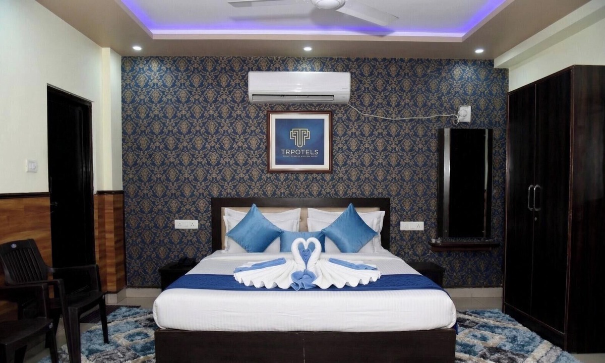 Gwalior Hotel | Hotel Tavooza Formely Sumangal