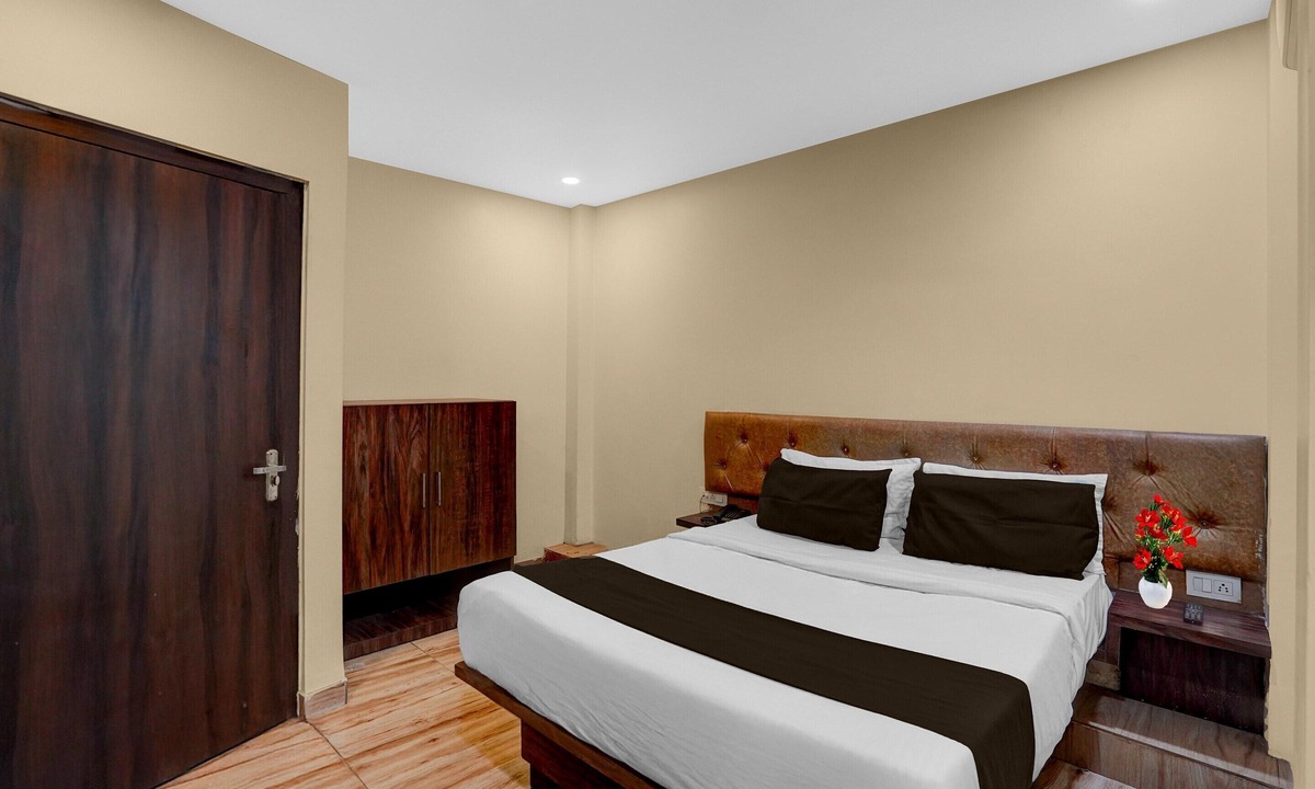 Kanpur House | Townhouse Z Square Mall