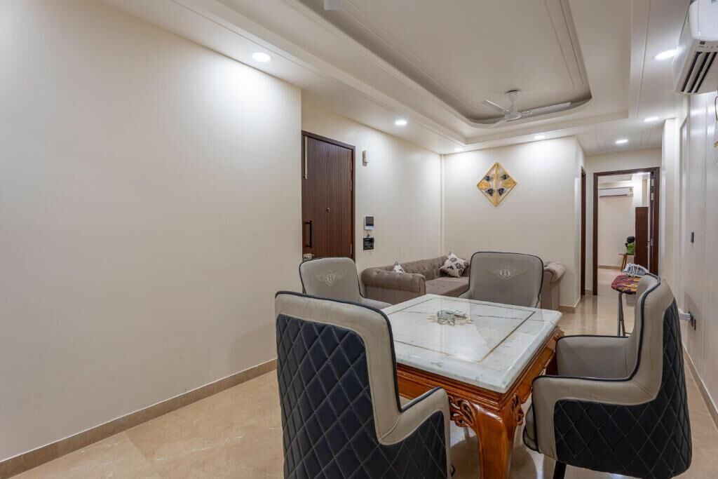 Saket Apartment | Fortune Home Service Apartment J-267