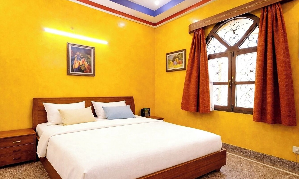 Vrindavan House | Gopal Residency near Keli Kunj & ISCKON
