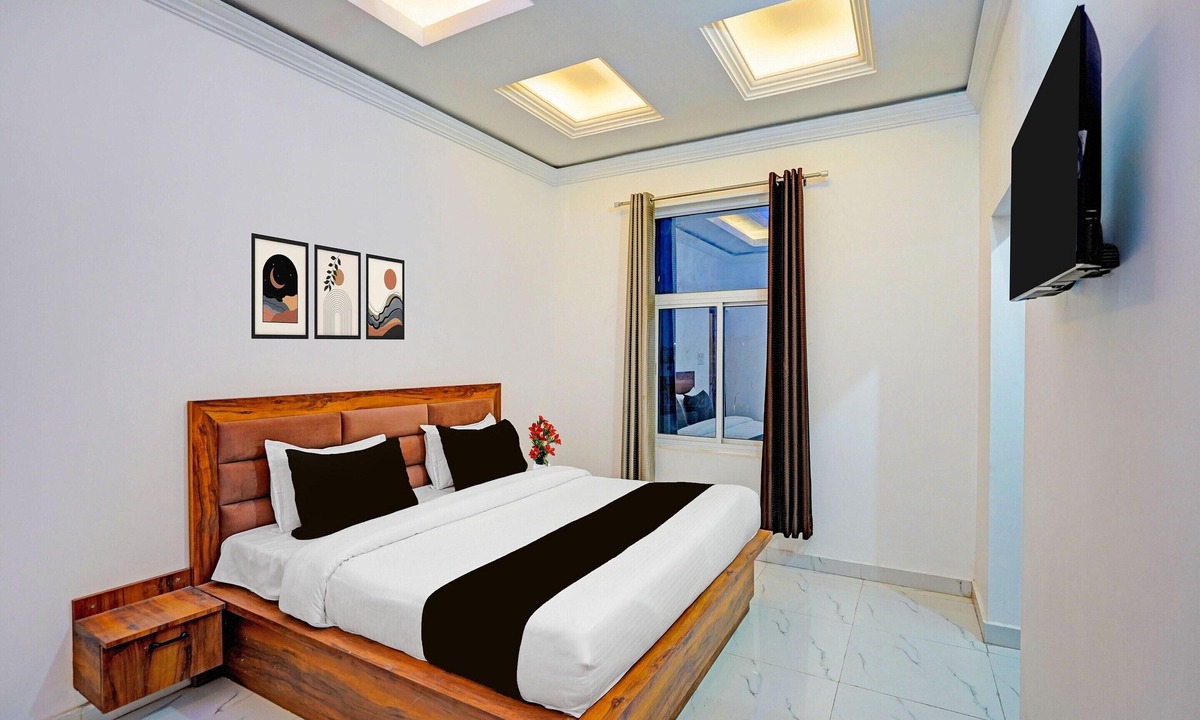 Aliganj House | Townhouse Vikas Nagar Lucknow
