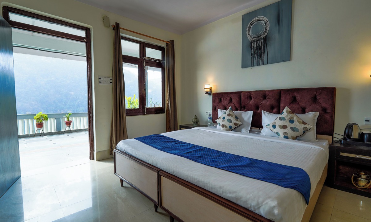 Mallital Hotel | Hotel Silverton (180 lake view)