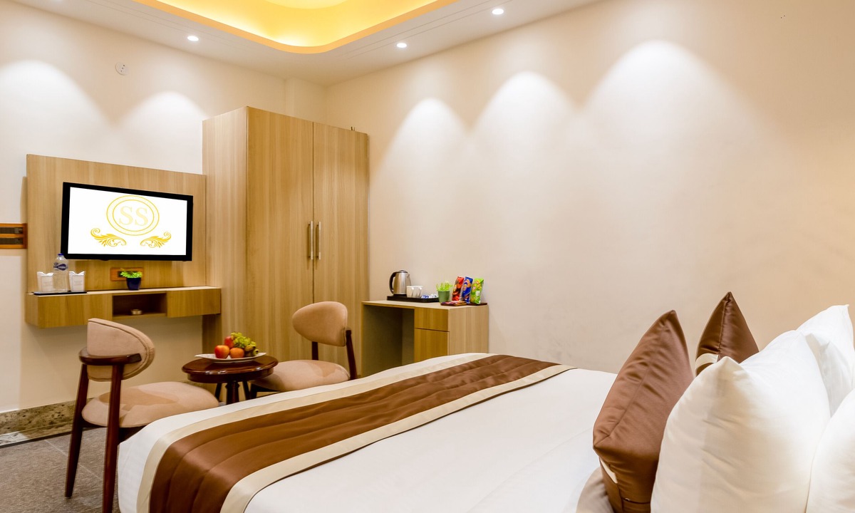 Greater Noida Hotel | Hotel Silver Star