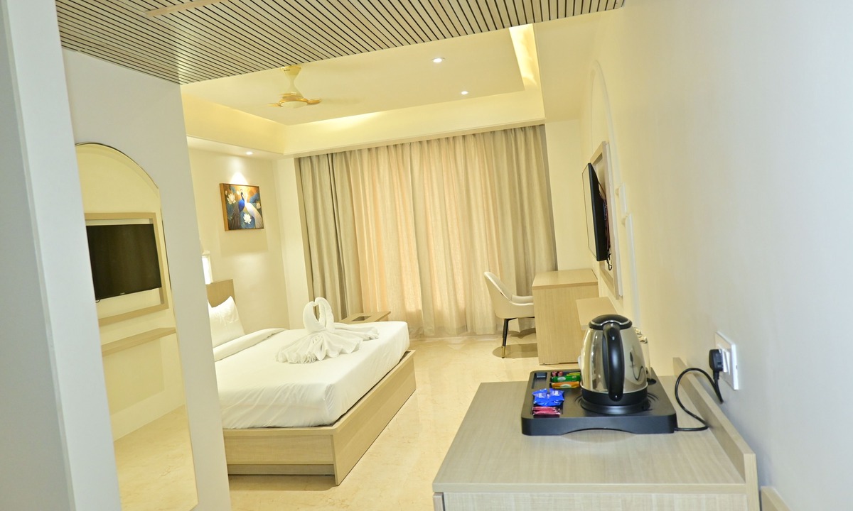 Maihar Hotel | Simran Sarovar Hotel