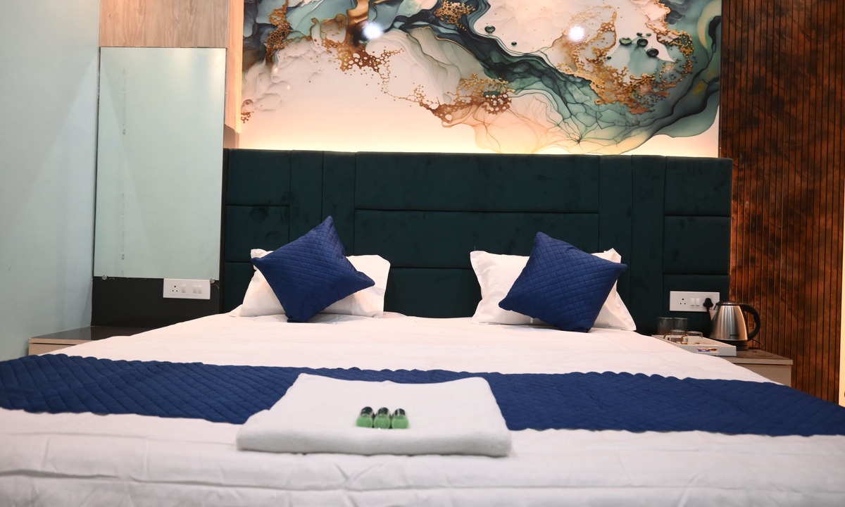 Varanasi Hotel | Shubh Residency