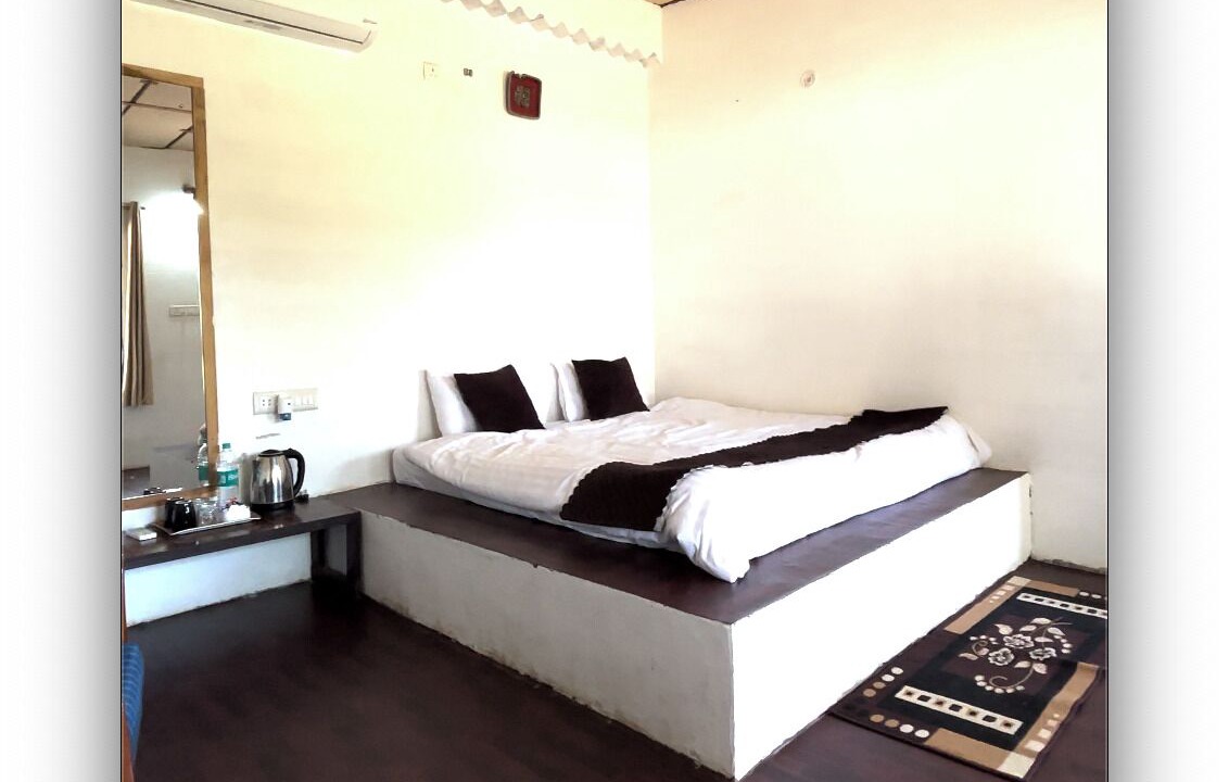 Sariska Hotel | Alampat Nest