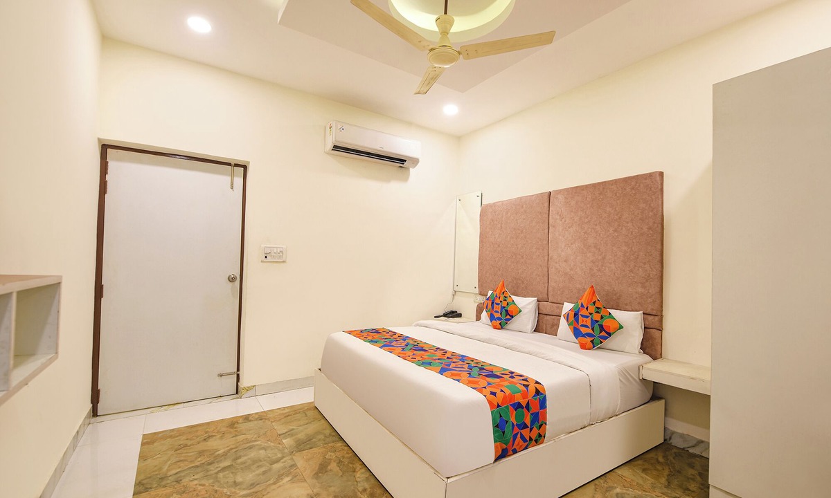 Faridabad Hotel | Fabhotel High View