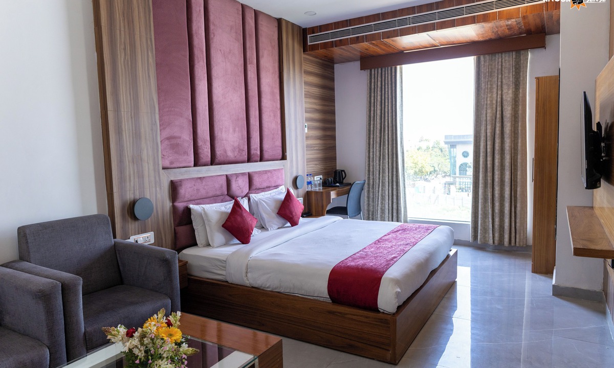 Gomti Nagar Hotel | The Ecstasy Hotel